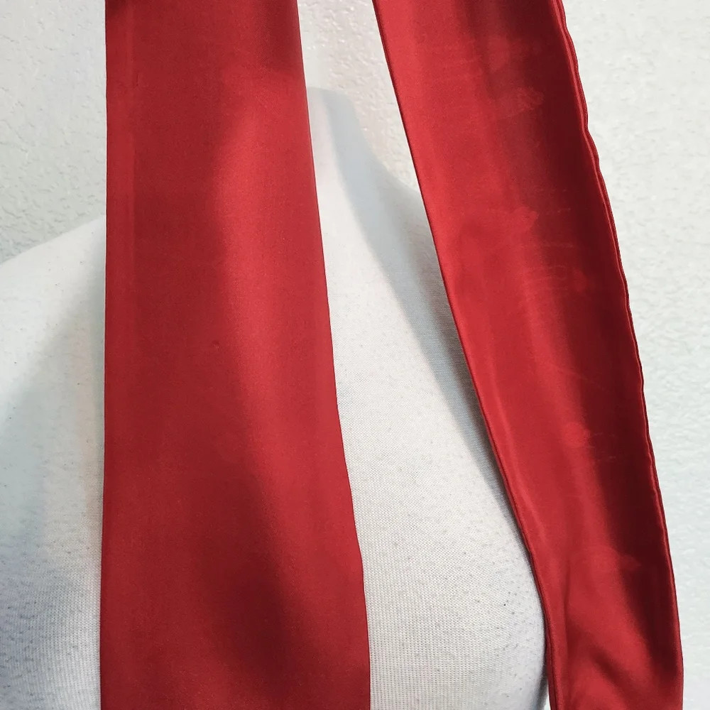 Talbots Red Tassel Print 100% Silk Scarf - Picture 6 of 6